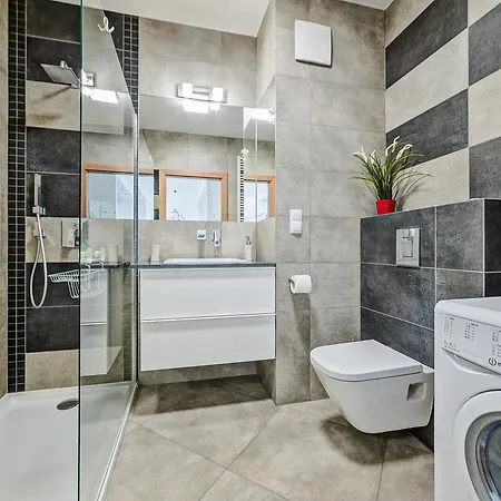 White Hawelanska Apartment Posen